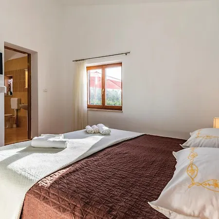 Lovely Home In Krnica Krnica