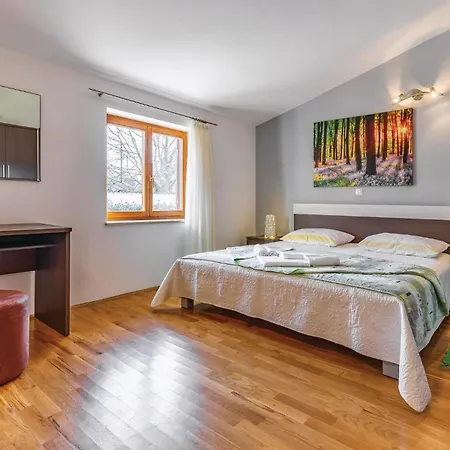 Lovely Home In Krnica * Krnica